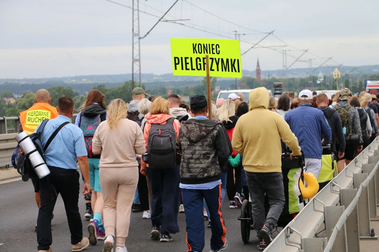 Płock. Wyjście pielgrzymki. Część II
