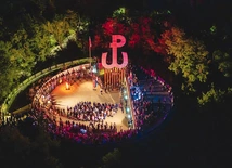 Ogień będzie się palił do 2 października.