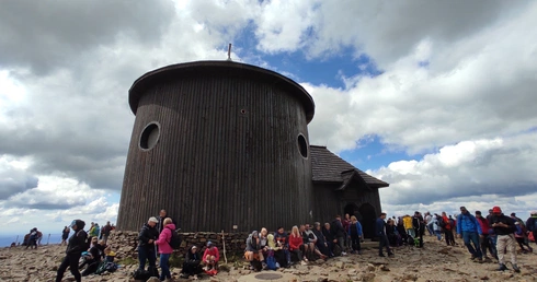 Karpacz. Kaplica bez kantów