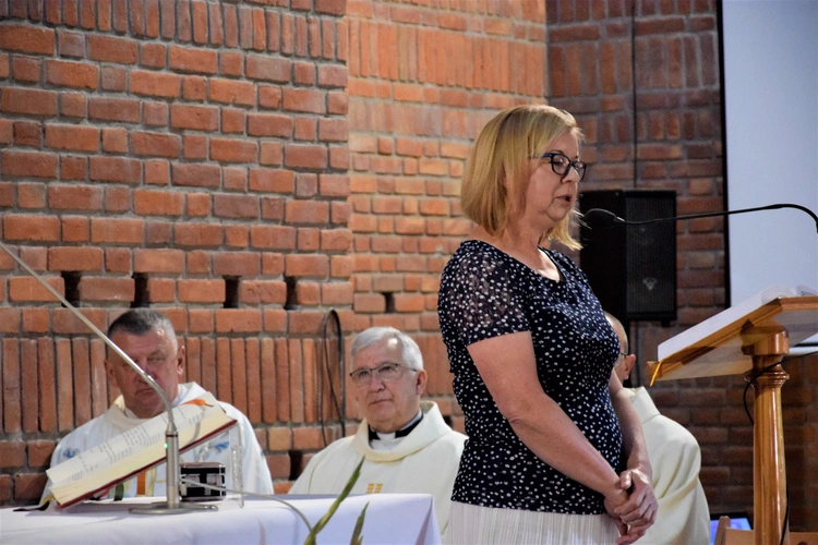 Pierwsza Msza św. w kościele parafialnym pw. Przemienienia Pańskiego w Lublinie. 