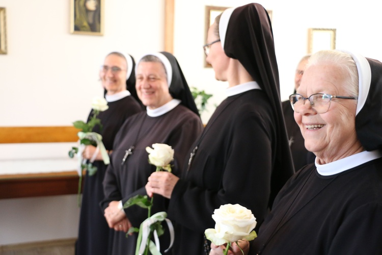 Płock. Obółczyny u sióstr pasjonistek