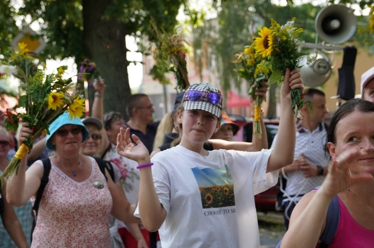 Pielgrzymowanie w uroczystość Wniebowzięcia NMP