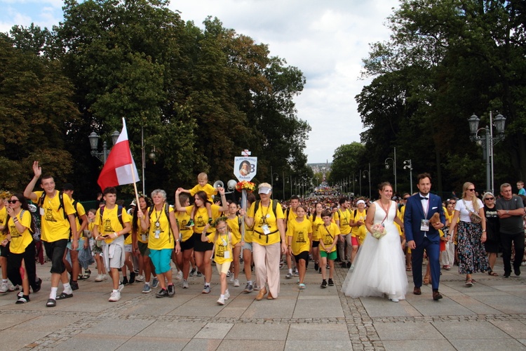 Wejście 44. Pieszej Pielgrzymki Krakowskiej na Jasną Górę - cz. 1