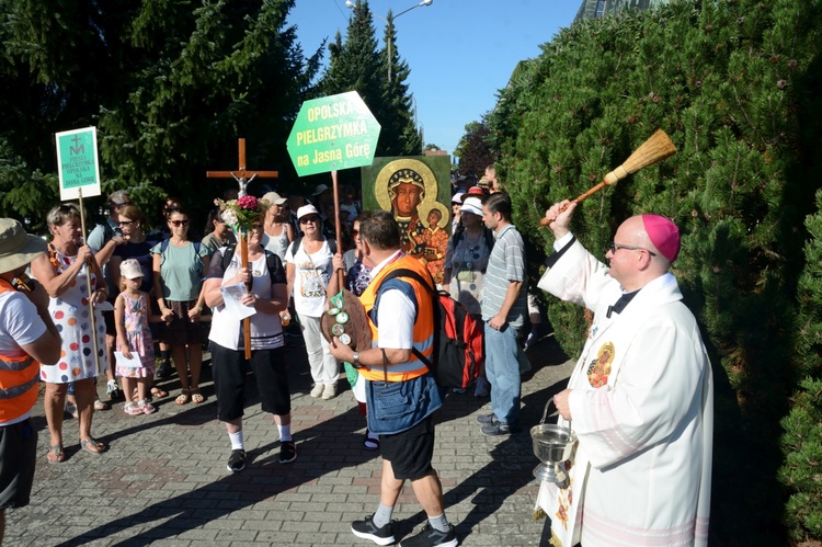 Jedynka zielona niesie ikonę Matki Bożej Częstochowskiej