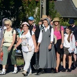 Jedynka zielona niesie ikonę Matki Bożej Częstochowskiej