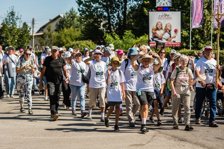 Archidiecezjalne pielgrzymki na ostatniej prostej