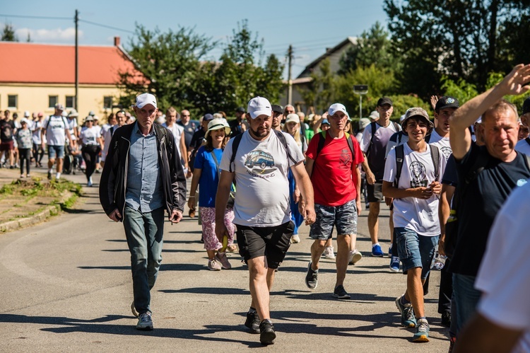 Archidiecezjalne pielgrzymki na ostatniej prostej