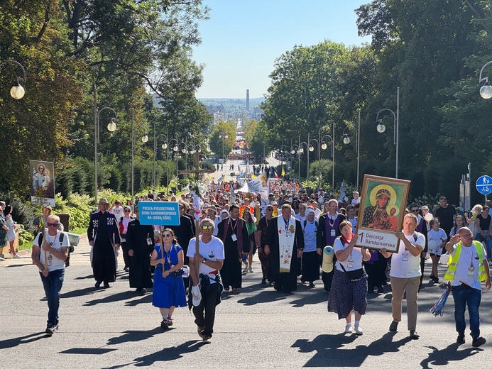 Pątnicy na Jasnej Górze