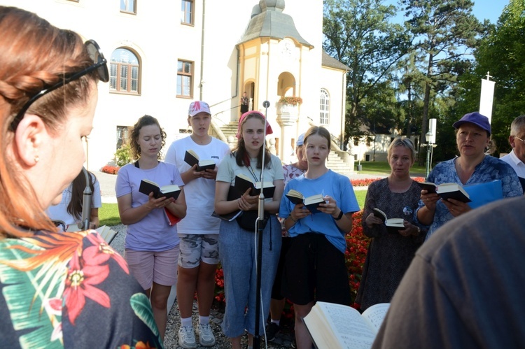 Pielgrzymkowa Eucharystia w Kamieniu Śląskim