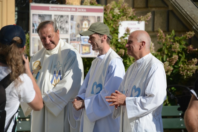 Pielgrzymkowa Eucharystia w Kamieniu Śląskim