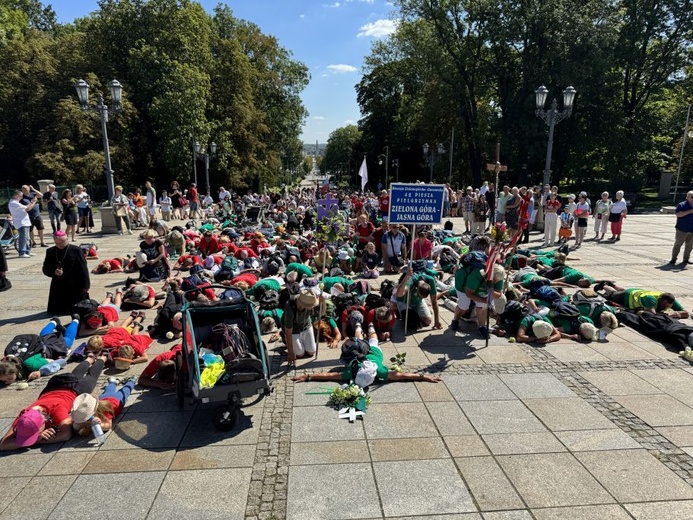 Piesza Pielgrzymka Diecezji Zielonogórsko-Gorzowskiej dotarła na Jasną Górę