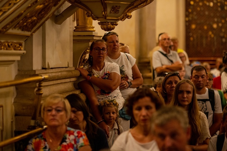 Archidiecezjalne piesze pielgrzymki u tronu Maryi