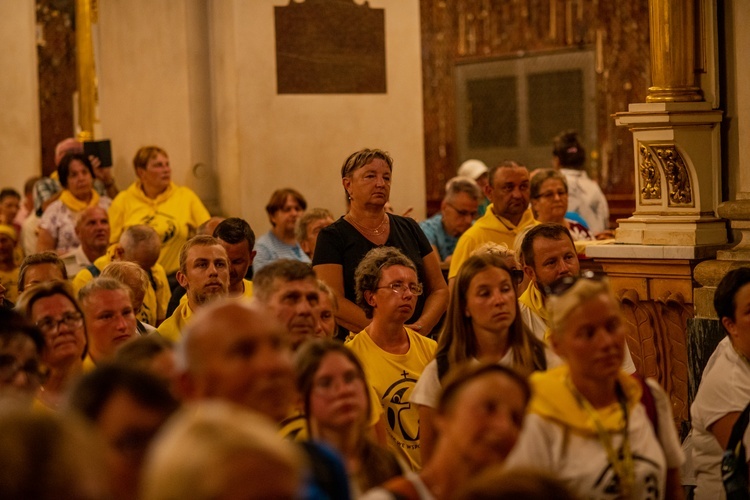 Archidiecezjalne piesze pielgrzymki u tronu Maryi