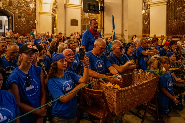 Archidiecezjalne piesze pielgrzymki u tronu Maryi