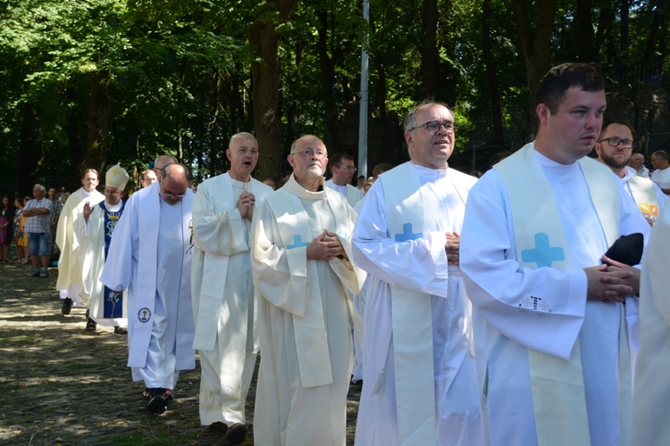 Opolska pielgrzymka na Górze św. Anny