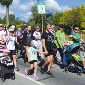 Do Czarnej Madonny, w zależności od trasy, pątnicy pokonali ok. 170 km.