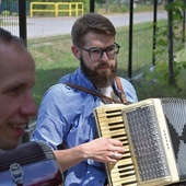 	Warsztaty w terenie z gry na akordeonie.