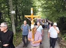 Modlitwa różańcowa  na Żakówce.
