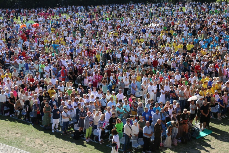 Pielgrzymka 2024. Msza św. na szczycie jasnogórskim