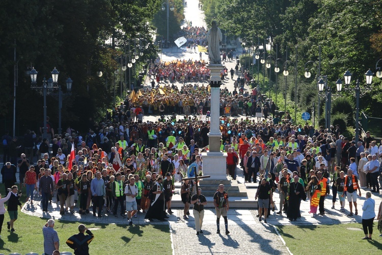 Pielgrzymka 2024. Wejście na Jasną Górę