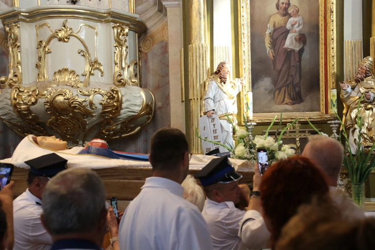 Skępe. Pogrzeb Matki Bożej
