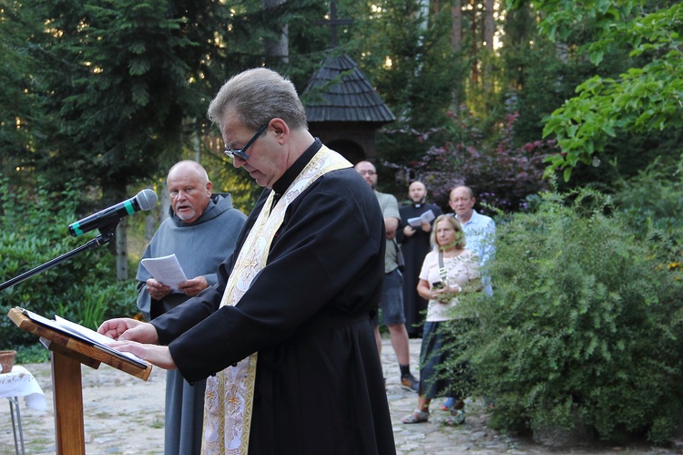 Misterium Zaśnięcia NMP - modlitwa hymnem Akatyst