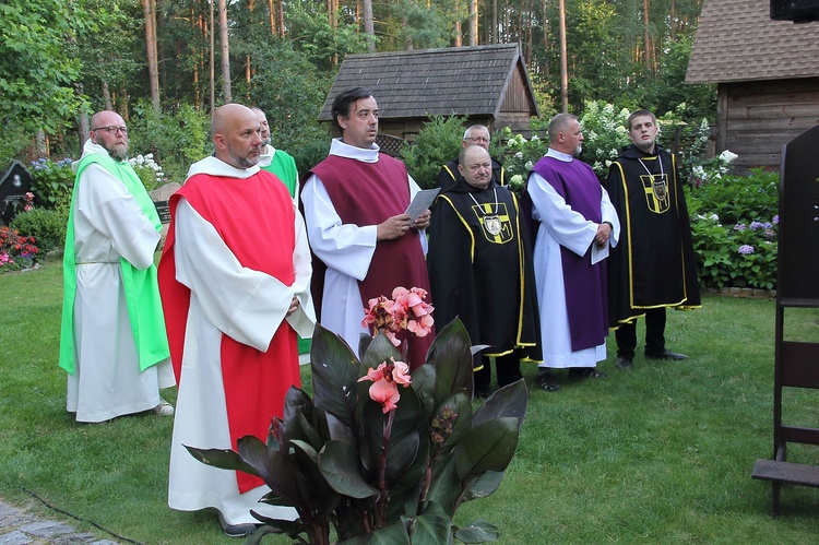 Misterium Zaśnięcia NMP - modlitwa hymnem Akatyst