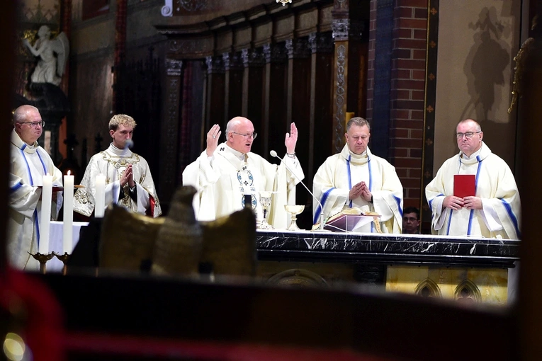 Frombork. Wigilia uroczystości Wniebowzięcia NMP