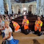 Pieszo do Matki Bożej Łaskawej