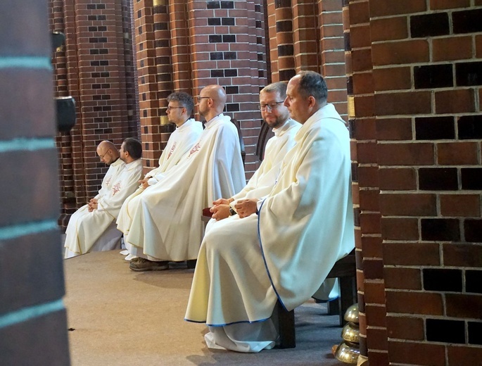 Eucharystia na rozpoczęcie pieszej pielgrzymki 