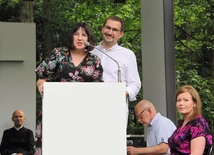 Pielgrzymka Rodzin - Różaniec i świadectwa