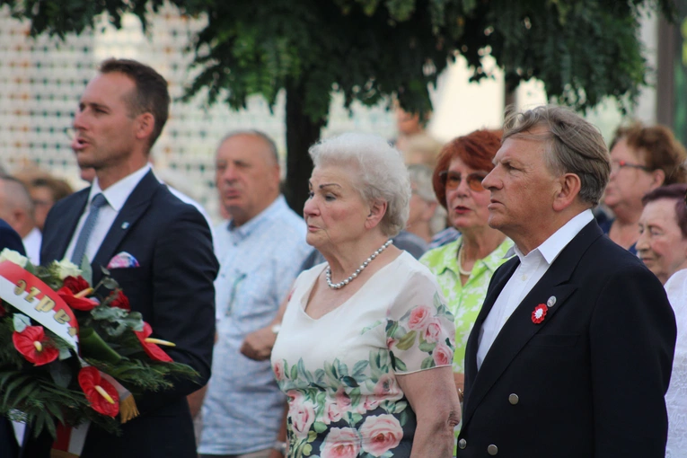 Ciechanów. Piosenki żołnierskie na Warszawskiej