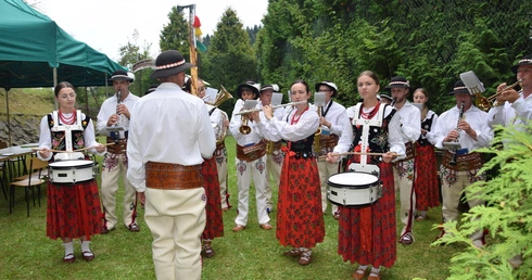 Patriotyczne uroczystości w Glisnem