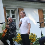 Koncert pod lipą