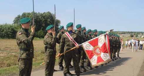 Sarnowa Góra. Na polu odpowiedzialności za Polskę