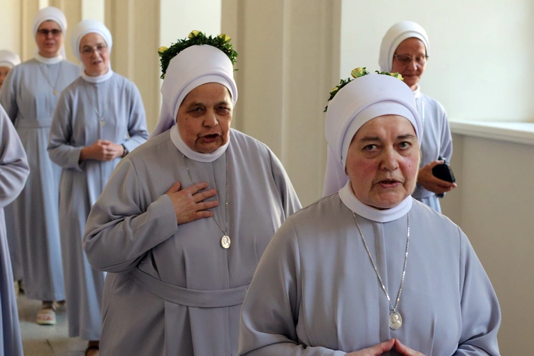 Diamentowe, złote i srebrne jubileusze profesji zakonnej u sióstr boromeuszek