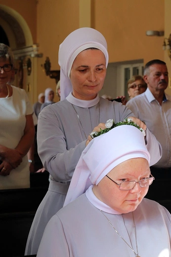 Diamentowe, złote i srebrne jubileusze profesji zakonnej u sióstr boromeuszek