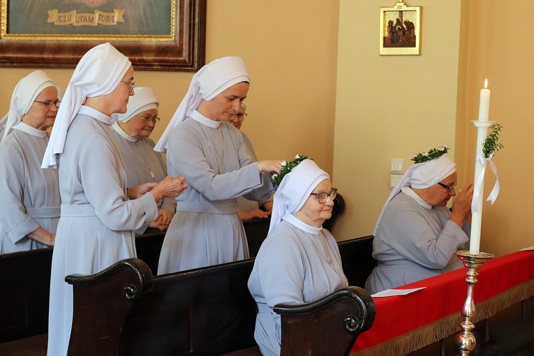 Diamentowe, złote i srebrne jubileusze profesji zakonnej u sióstr boromeuszek