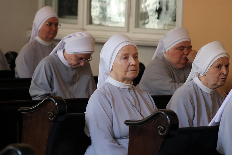 Diamentowe, złote i srebrne jubileusze profesji zakonnej u sióstr boromeuszek