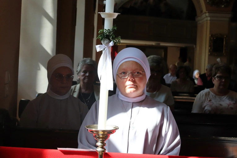 Diamentowe, złote i srebrne jubileusze profesji zakonnej u sióstr boromeuszek