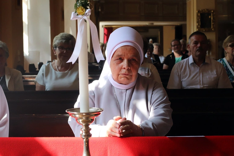 Diamentowe, złote i srebrne jubileusze profesji zakonnej u sióstr boromeuszek