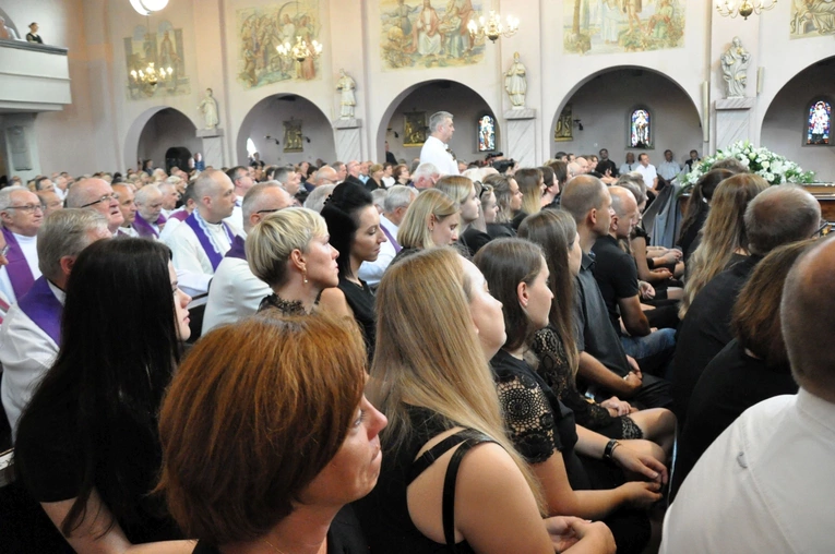 Pożegnanie śp. ks. Tomasza Horaka