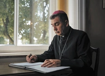 Bp Wojciech Osial: Złamano prawo. Ministerialne rozporządzenie jest dyskryminujące i szkodliwe dla religii w szkole 
