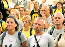 Osobista modlitwa pątników w kaplicy Cudownego Obrazu.