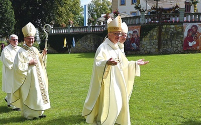 Nie brakło życzeń, wzruszenia i radosnego „Te Deum” z biskupami i wiernymi.