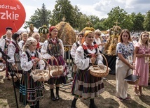 Dożynki Wojewódzkie w Spale