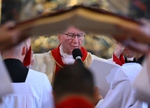 Kard. Parolin do nowego biskupa: Pan wzywa cię, abyś przylgnął do Niego z jeszcze większą intensywnością