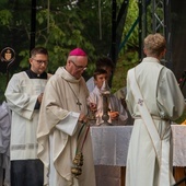 Czerwińsk. Nie pięścią, lecz miłością