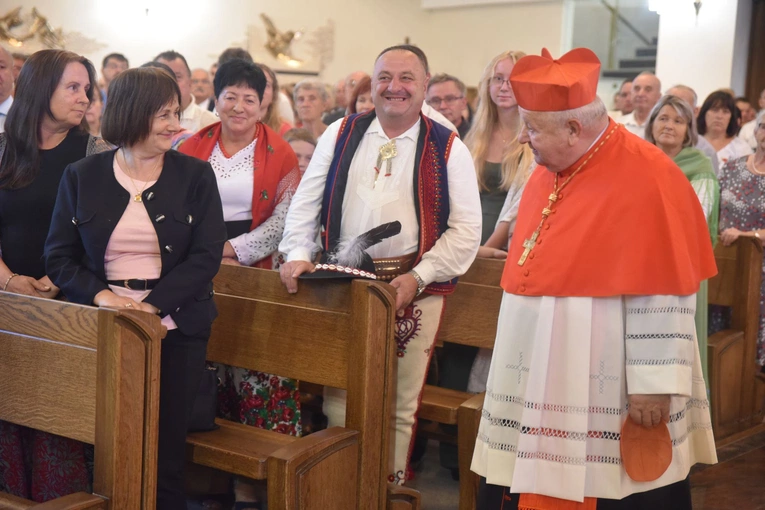 Gołkowice - relikwie św. Jana Pawła II i poświęcenie organów