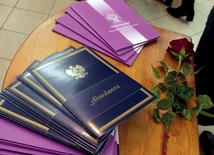 	Jednostką prowadzącą jest Wydział Teologiczny Uniwersytetu Kardynała Stefana Wyszyńskiego w Warszawie.